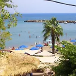大力神海滨公寓