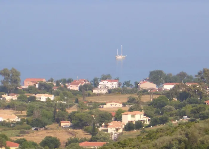 Hercules Sea Front Apartamento Katelios