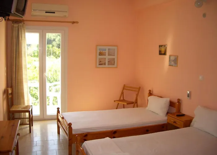 Hercules Sea Front Apartamento Katelios