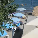 Hercules Sea Front *