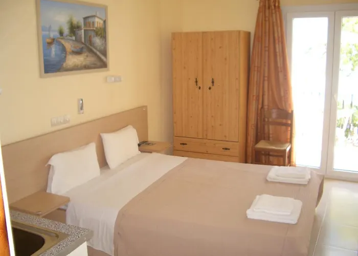 דירה Hercules Sea Front קאטליוס