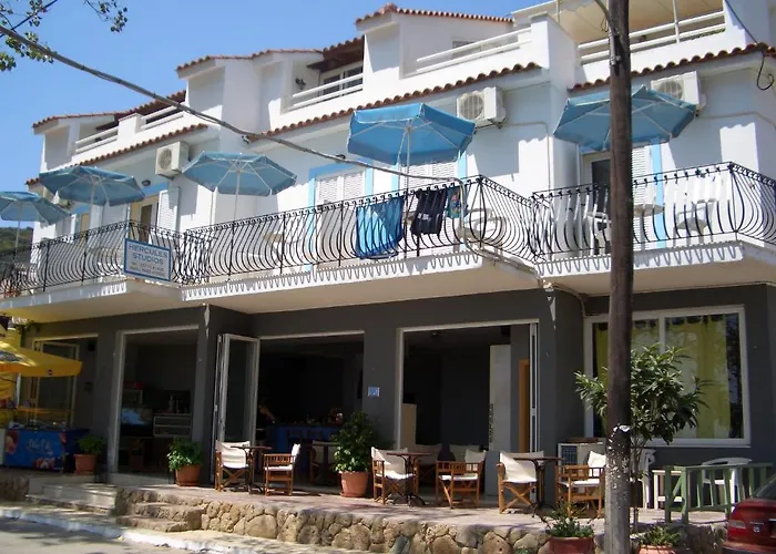 דירה Hercules Sea Front קאטליוס